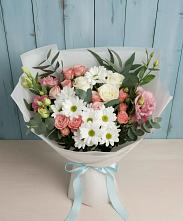 Букет цветов из:  Розы, Лизиантусы и Хризантемы #REPLACE_PRED# Камбилеевском