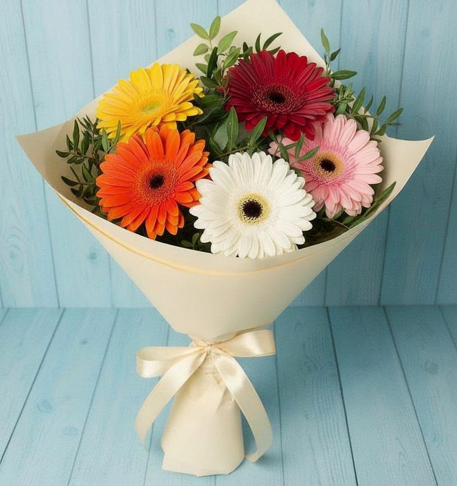Букет цветов из: Герберы в Камбилеевском