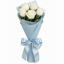 Букет 5 Белых роз Проуд в Камбилеевском