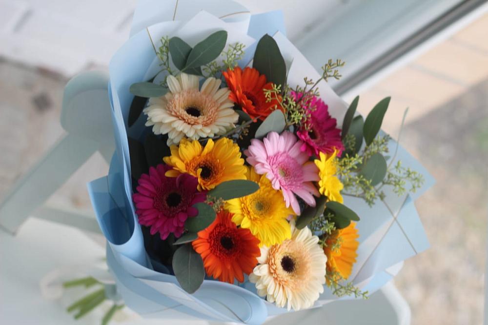 Букет цветов из: Герберы в Камбилеевском