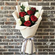 Букет цветов из:  Розы в Камбилеевском