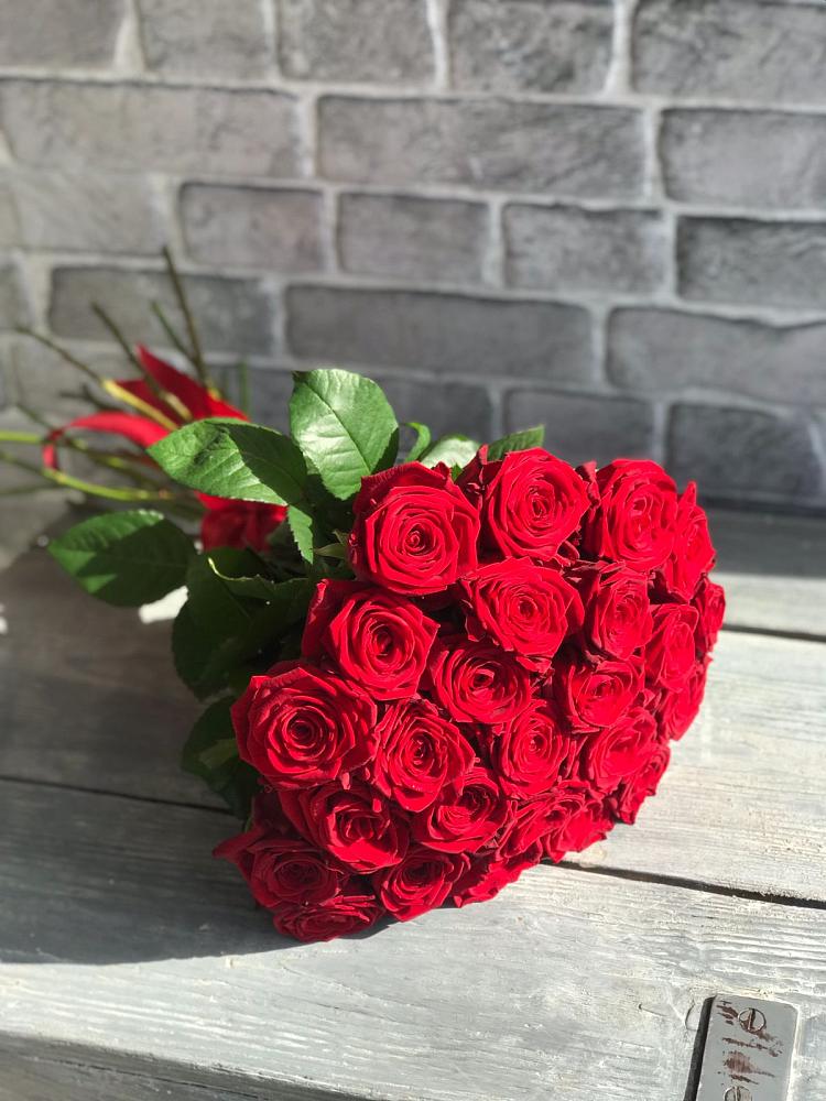 Букет Красные розы Фридом в Камбилеевском