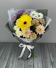Букет цветов из:  Розы, Герберы и Хризантемы в Камбилеевском