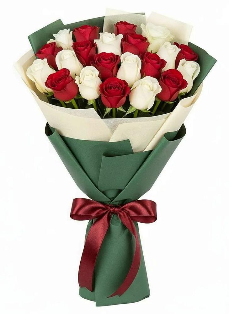 Букет Микс из красных и белых роз в Камбилеевском