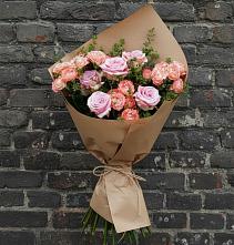 Букет цветов из:  Розы в Камбилеевском