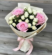 Букет цветов из:  Розы #REPLACE_PRED# Камбилеевском