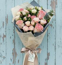Букет цветов из:  Розы в Камбилеевском