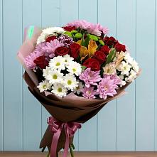 Букет цветов из:  Розы, Хризантемы и Альстромерии в Камбилеевском