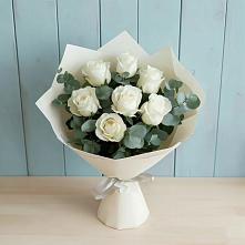 Букет Белые розы в Эвкалипте в Камбилеевском