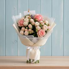 Букет цветов из:  Розы #REPLACE_PRED# Камбилеевском