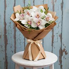 Букет цветов из:  Орхидеи и Розы в Камбилеевском